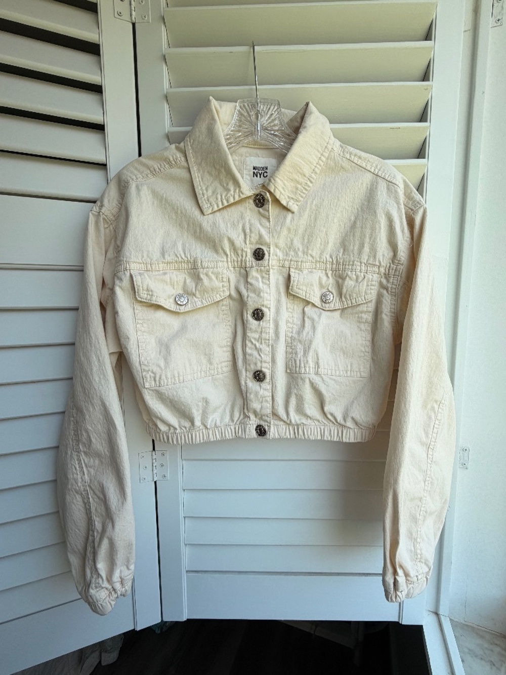Madden NYC Crop jacket in medium